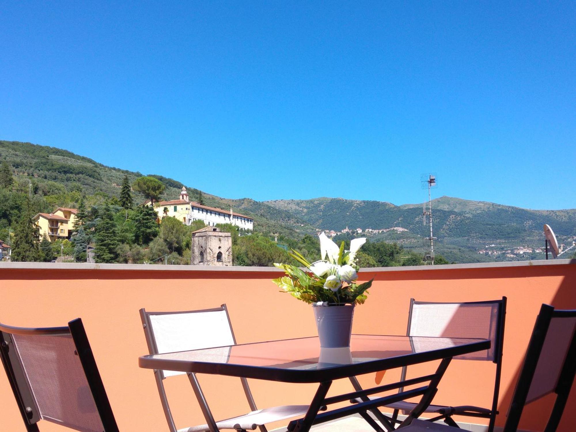 Il Cuore Del Borgo - Holiday Home Borgomaro Екстериор снимка