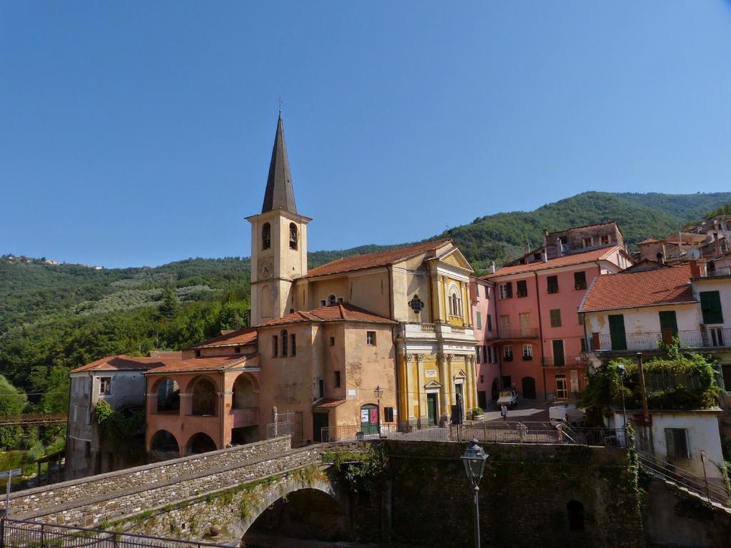 Il Cuore Del Borgo - Holiday Home Borgomaro Екстериор снимка