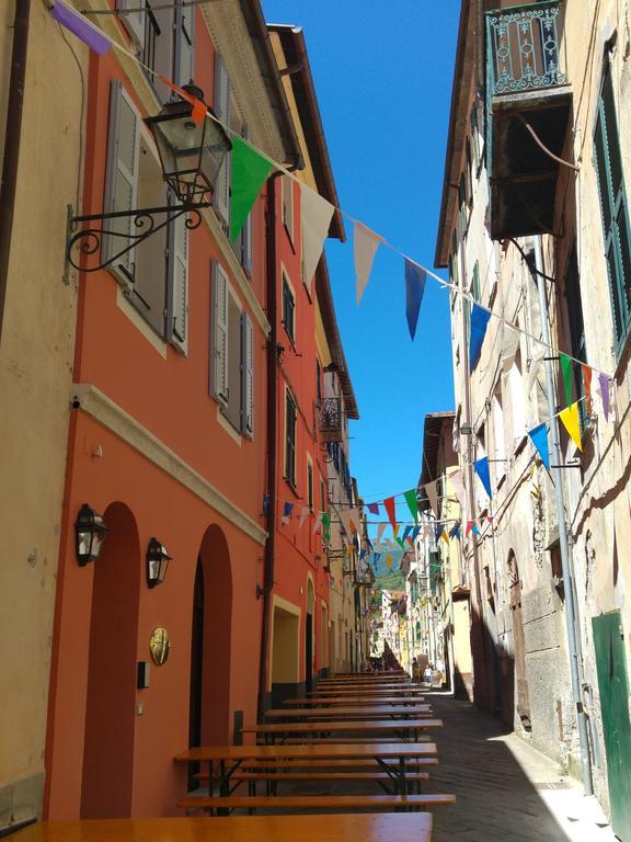 Il Cuore Del Borgo - Holiday Home Borgomaro Екстериор снимка