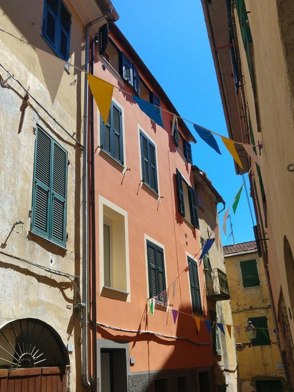 Il Cuore Del Borgo - Holiday Home Borgomaro Екстериор снимка